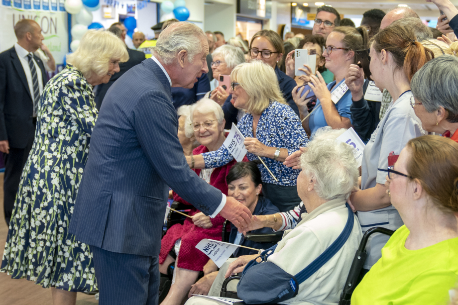 The King and Queen meet well-wishers at the hospital
