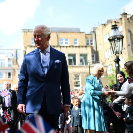 The King and Queen meet children at Covent Garden