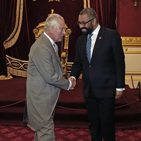 The King welcomes guests to a reception to mark the Ukraine Recovery Conference