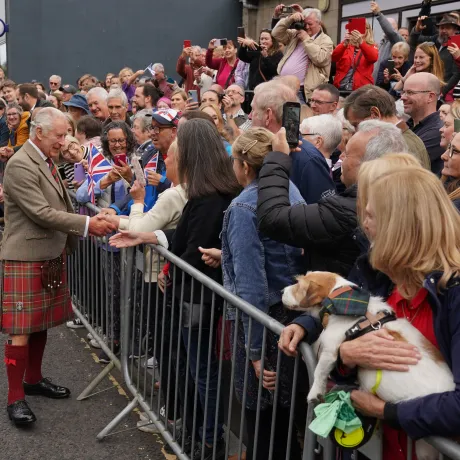 The King visits Kinross
