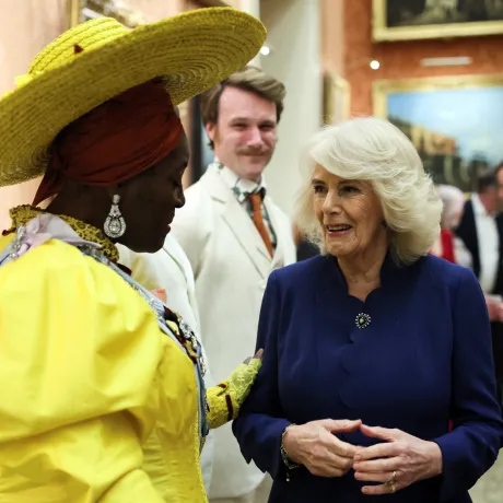 The Queen celebrates the National Theatre