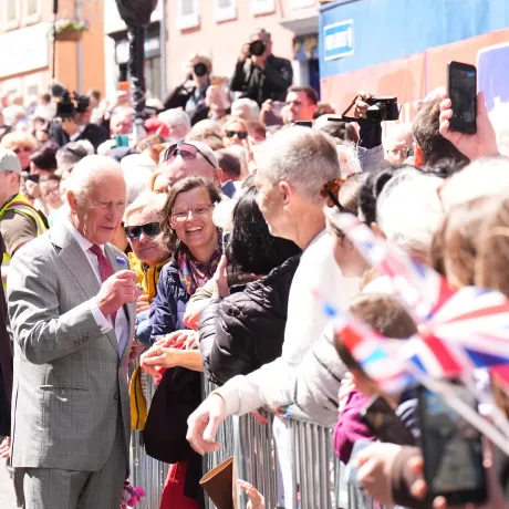 The King visits Jedburgh