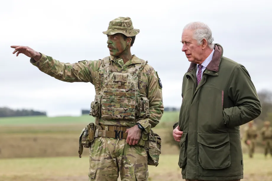 The King visits Ukrainian military recruits 