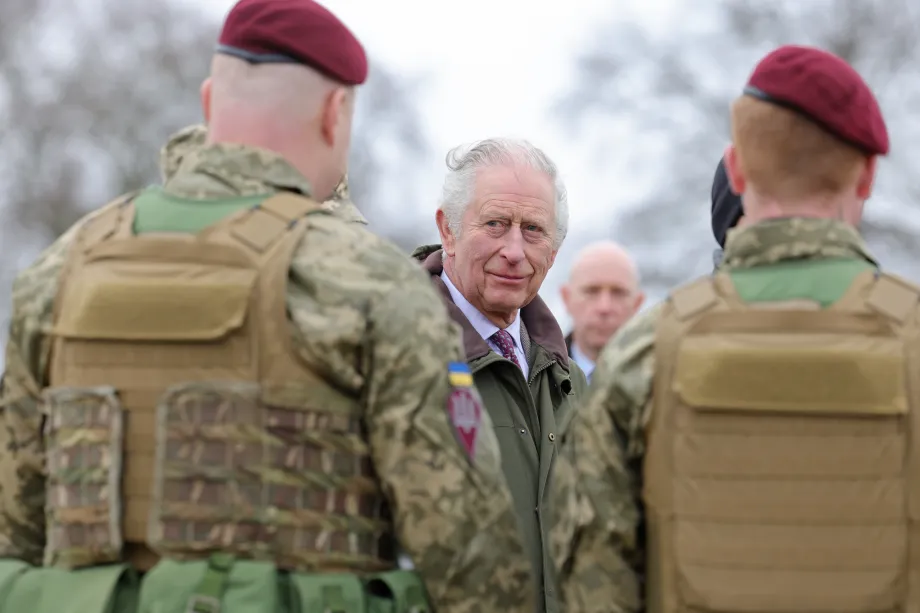 The King visits Ukrainian military recruits 
