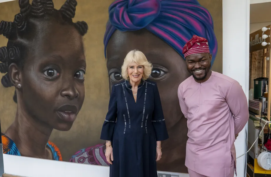 The Queen visits Kindred Studios