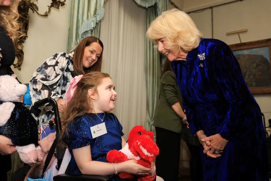 The Queen invites children to help decorate the Christmas Tree at Clarence House