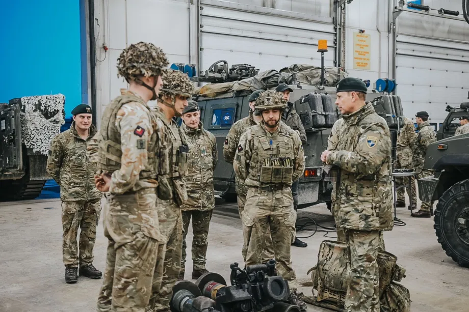 The Duke of Edinburgh visits troops in Estonia