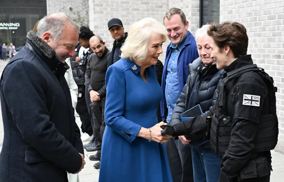 The Queen meets Vicky McClure on the set of Trigger Point