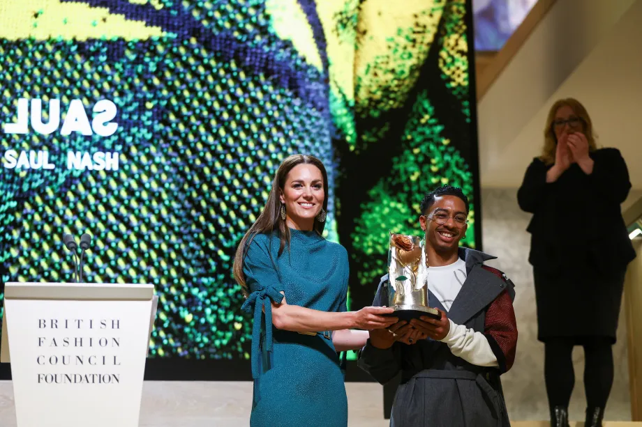 The Princess, as Duchess of Cambridge, with Saul Nash, the winner of the Queen Elizabeth II Award for British Design.