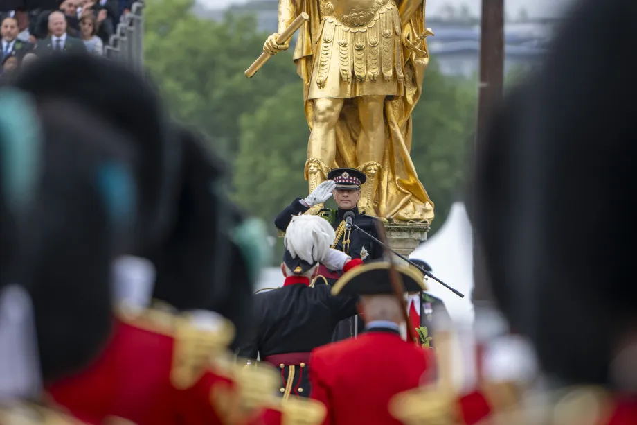 The Duke of Edinburgh in front of the statue of King Charles II