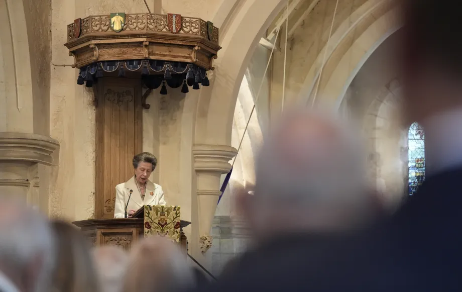 The Princess Royal delivers a reading 