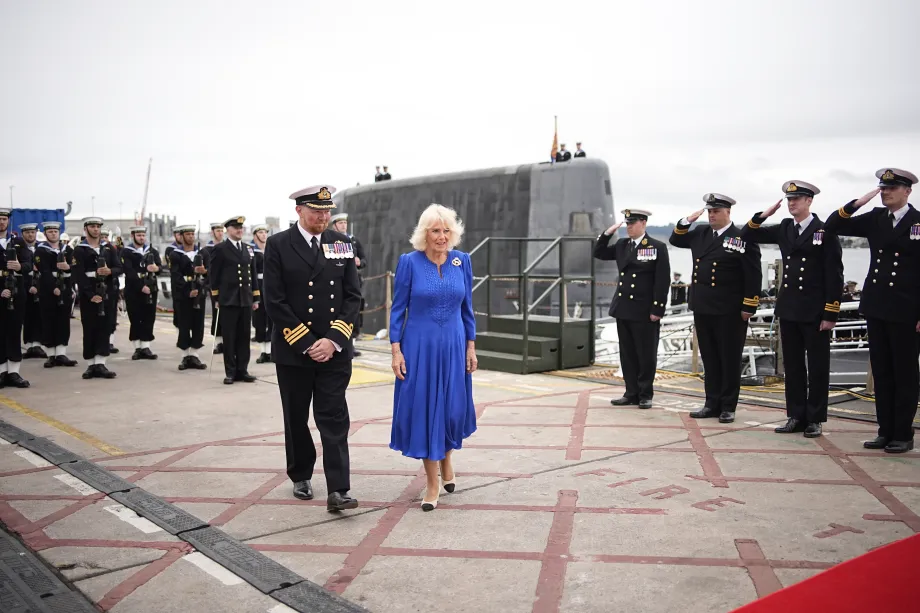 The Queen at HMS Astute