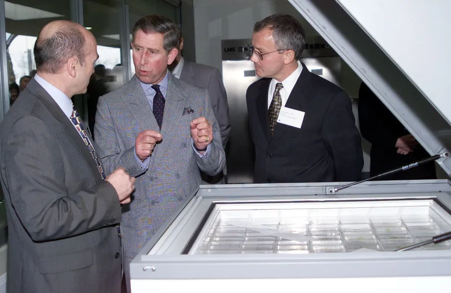 The King opens the Millennium Seed Bank, 2000