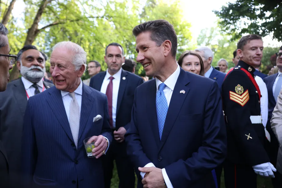 The King and Queen attend a garden party hosted at the British Ambassador's Residence