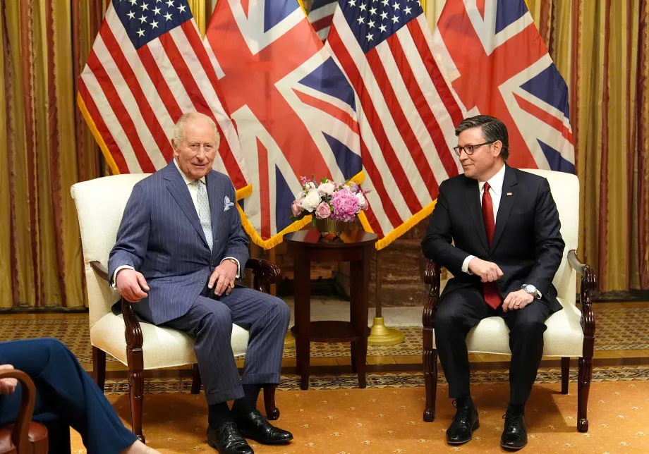 The King with the Speaker of the House of Representatives