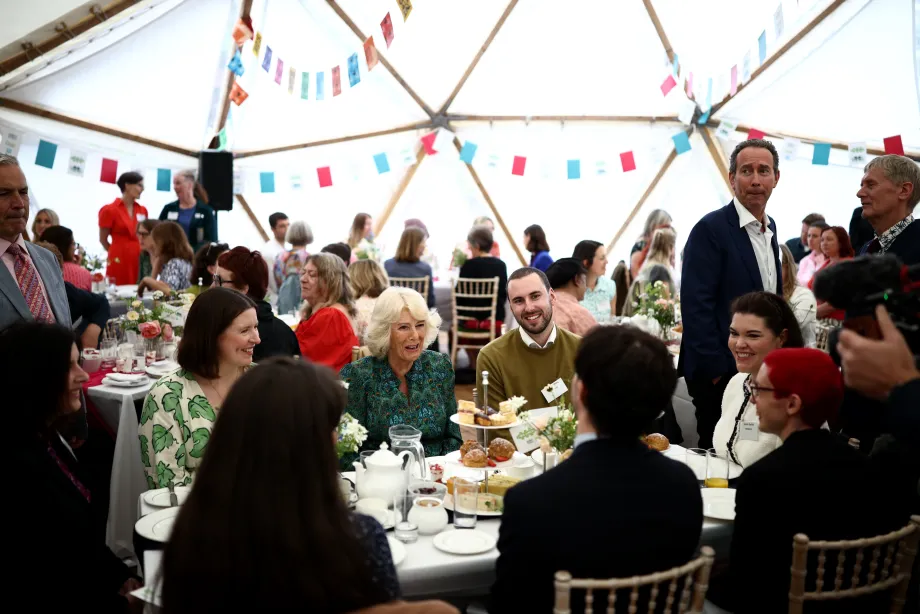 The Queen attends a Big Lunch at The British Library