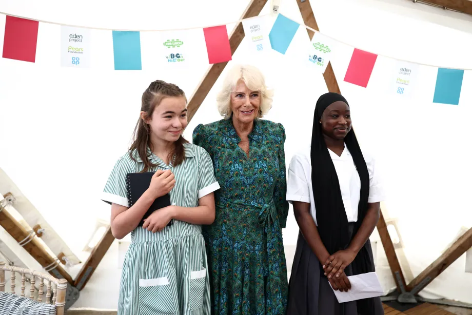 The Queen attends a Big Lunch at The British Library