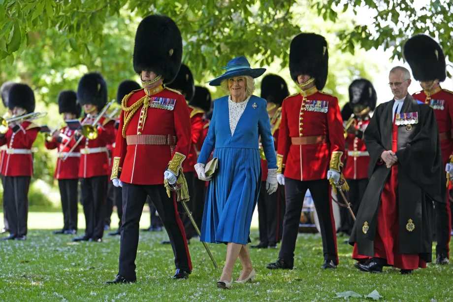 The Grenadier Guards receive New Colours