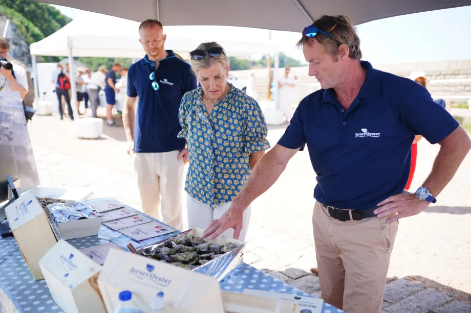 The Duchess of Edinburgh views oysters from the Jersey Oyster Company