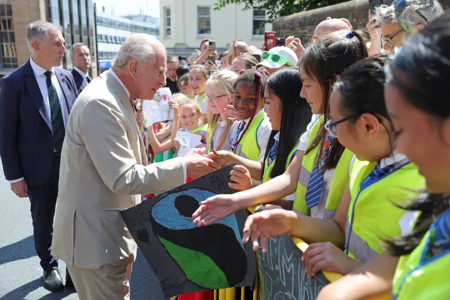 The King meets members of the public outside Tynwald Parliament 