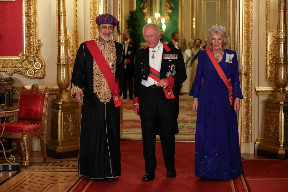 The King and Queen and the Sultan