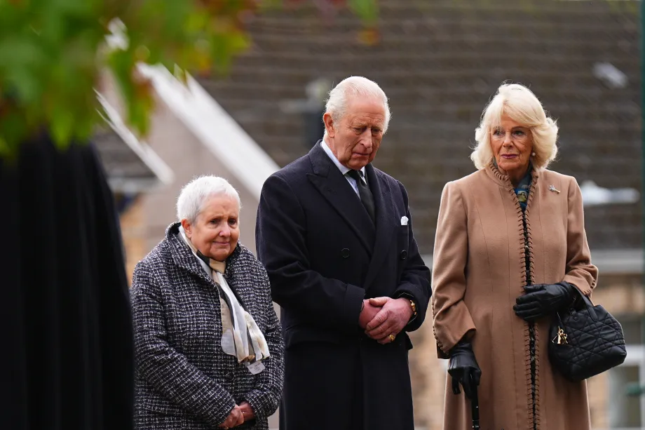 The King and Queen in Aberfan