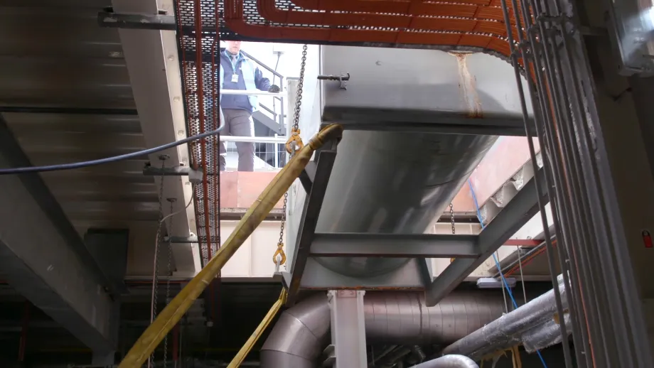 Replacing the boilers at Buckingham Palace 