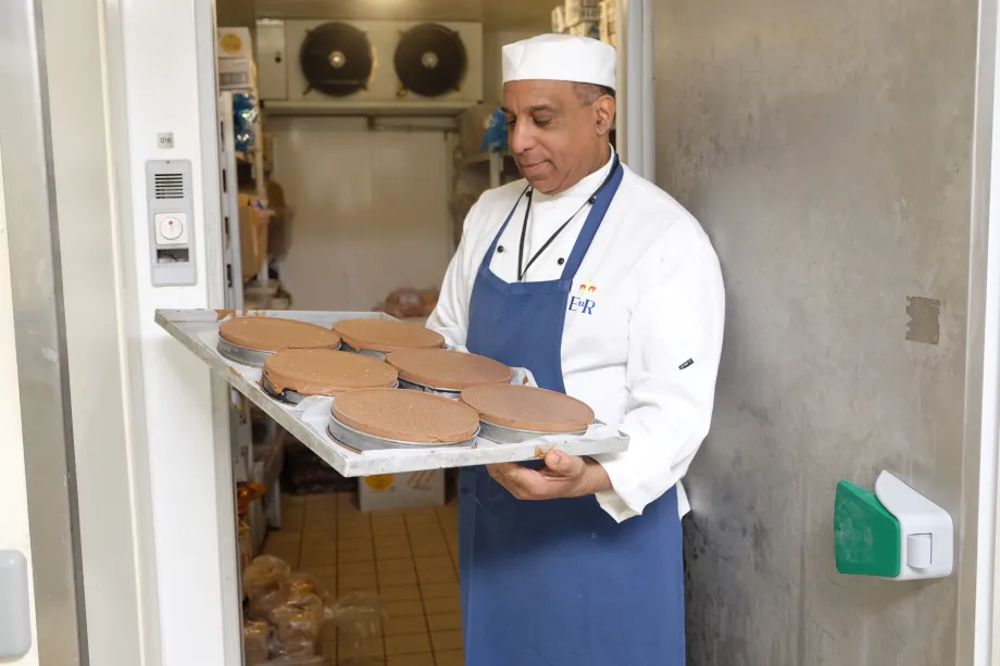 Royal Pastry Chefs shows the chocolate torte created for the Netherlands state banquet 2018