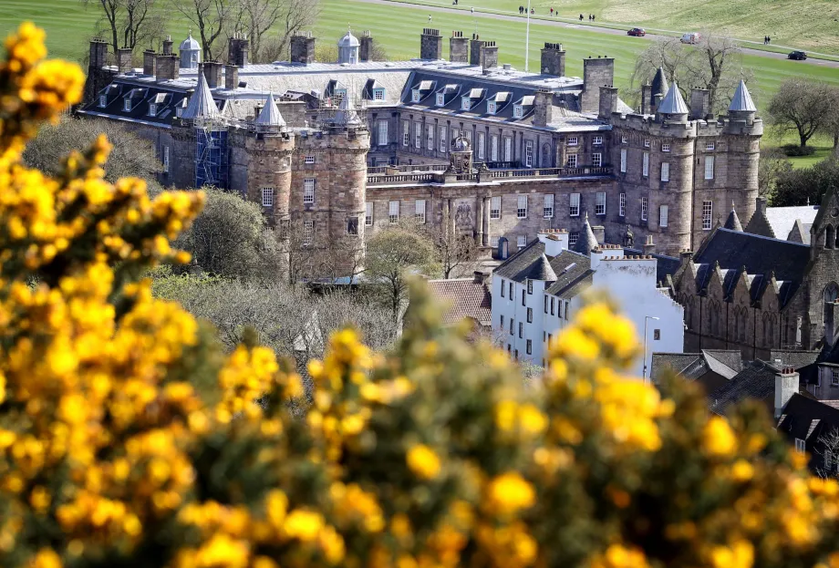 Holyrood Week 