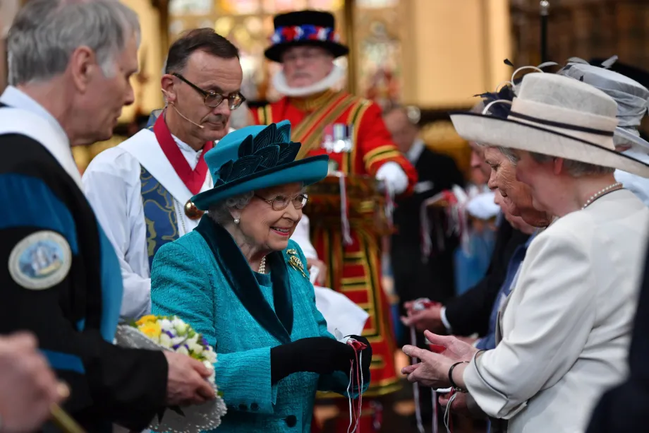 The Queen distributes Maundy Money at Leicester Cathedral