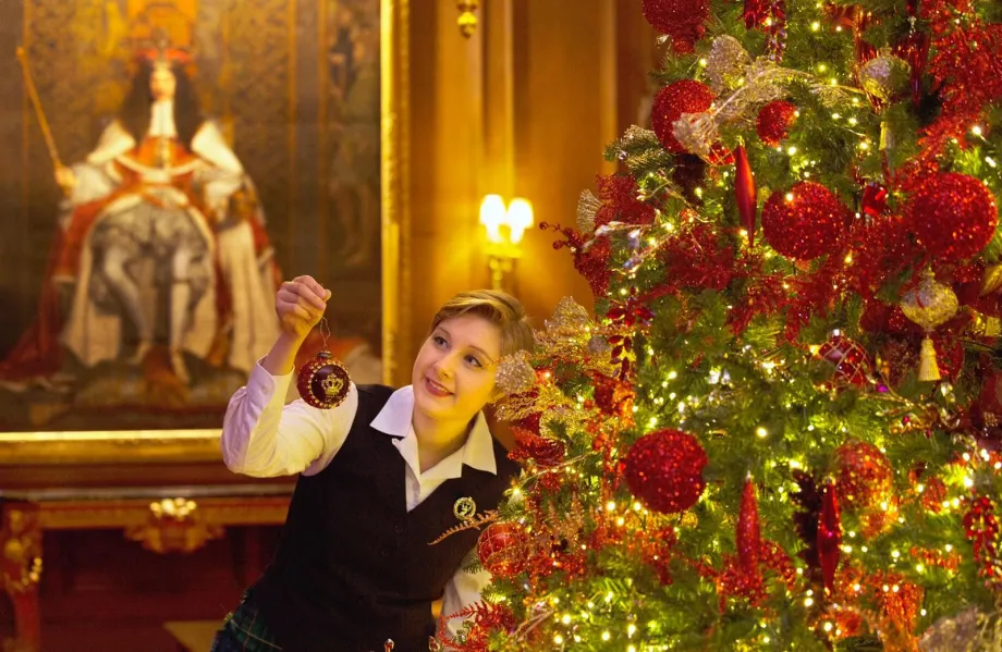 Palace of Holyroodhouse, Throne Room, Christmas 2018