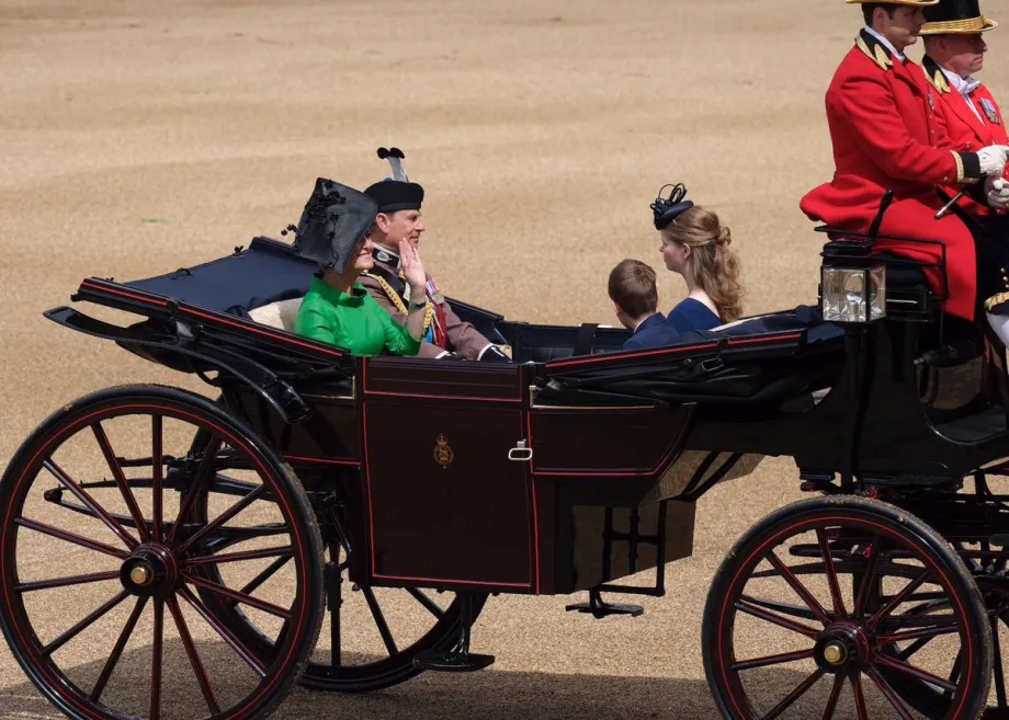 the queen's birthday parade