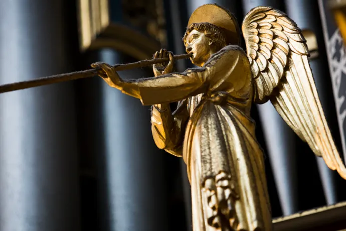 Golden angel with bugle