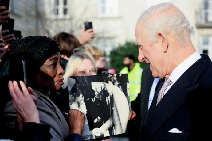 The King meets members of the Walthamstow community