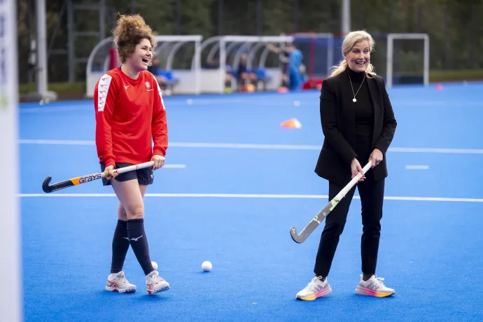 The Duchess of Edinburgh with England and GB Hockey